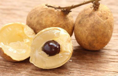 Bé gái hai tuổi tử vong vì hóc hạt nhãn
