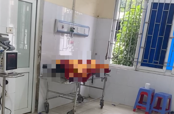 Nữ sinh 13 tuổi bất ngờ tử vong sau khi truyền nước tại trung tâm y tế huyện