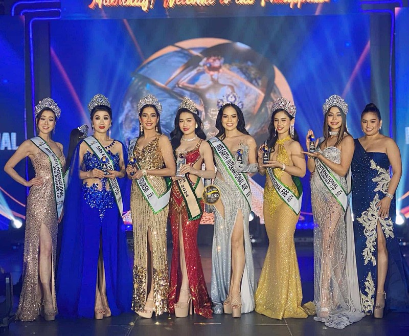 Vũ Thị Hoa đăng quang Mrs Earth International 2024