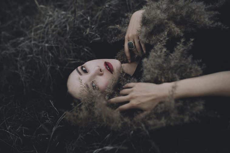 Tàn nhẫn hơn cả ngoại tình, đây là những điều đàn ông làm khiến phụ nữ tổn thương nhất