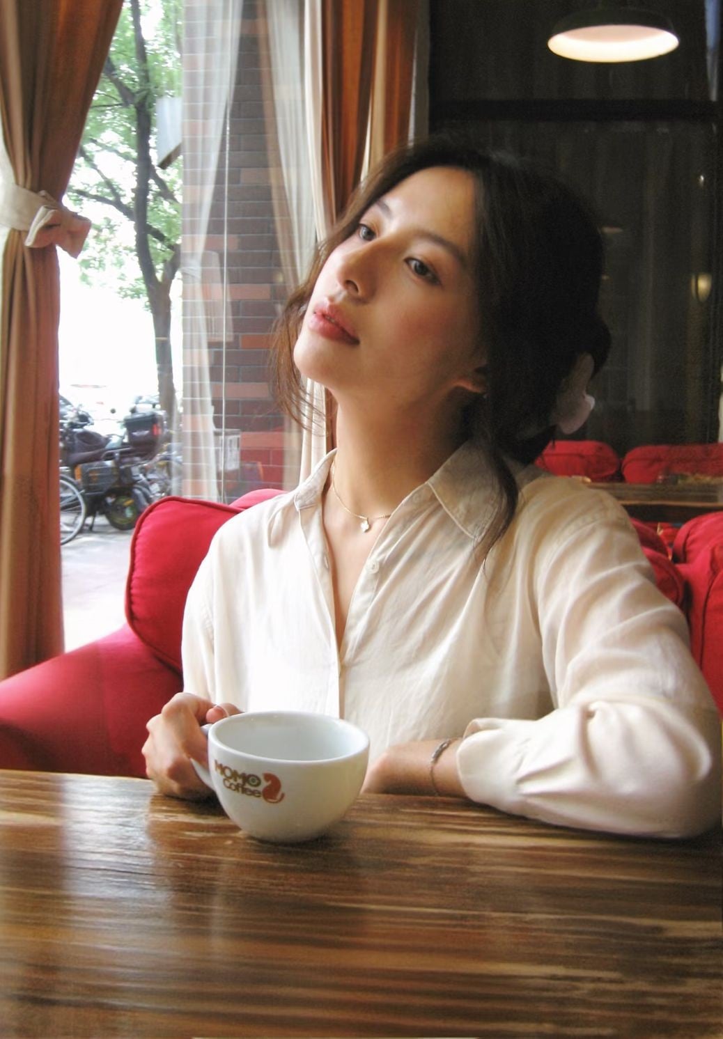 Tiết kiệm 2 khoản chi nhỏ, phụ nữ trung niên ví dày lên trông thấy